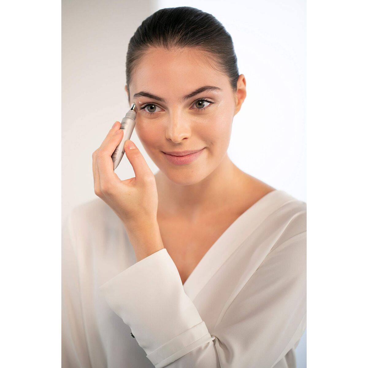 Gel para el Contorno de Ojos Institut Esthederm LIFT & REPAIR 15 ml
