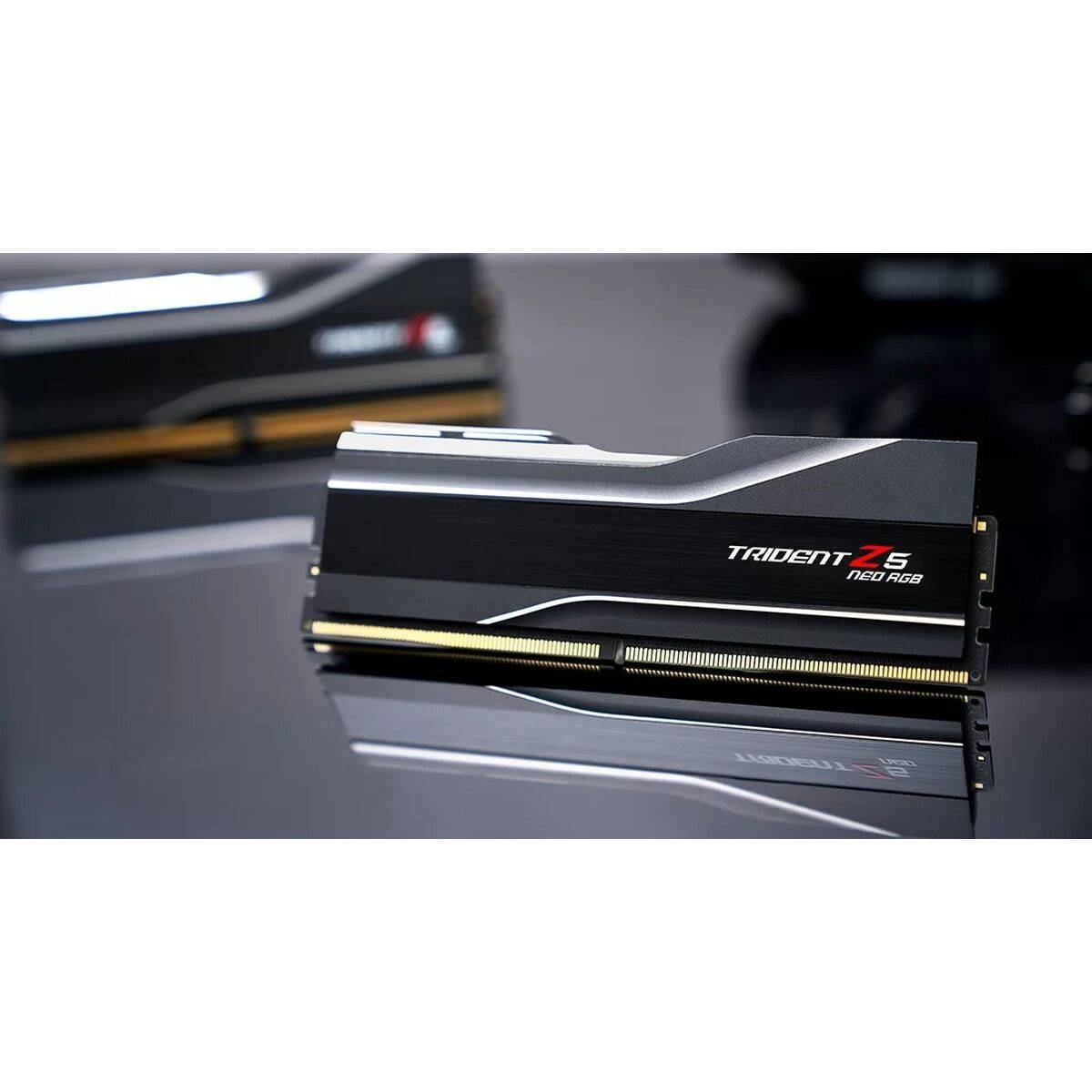 Memoria RAM GSKILL F5-6000J3244G64GX2-TZ5NR 128 GB DDR5 cl32