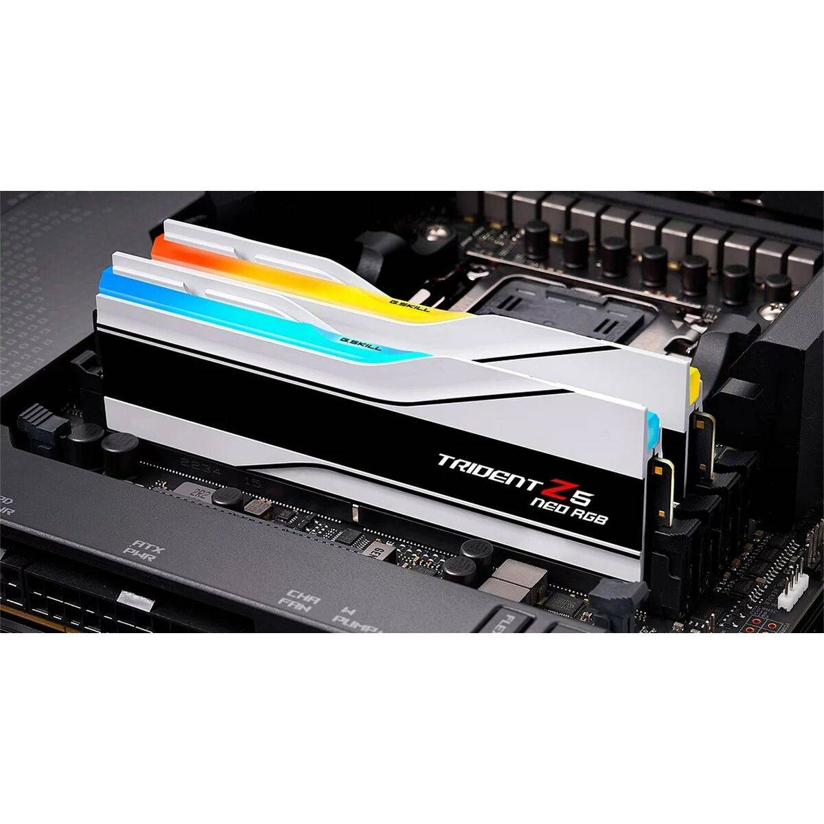 Memoria RAM GSKILL F5-6400J3039G16GX2-TZ5NRW 32 GB DDR5 6400 MHz cl30