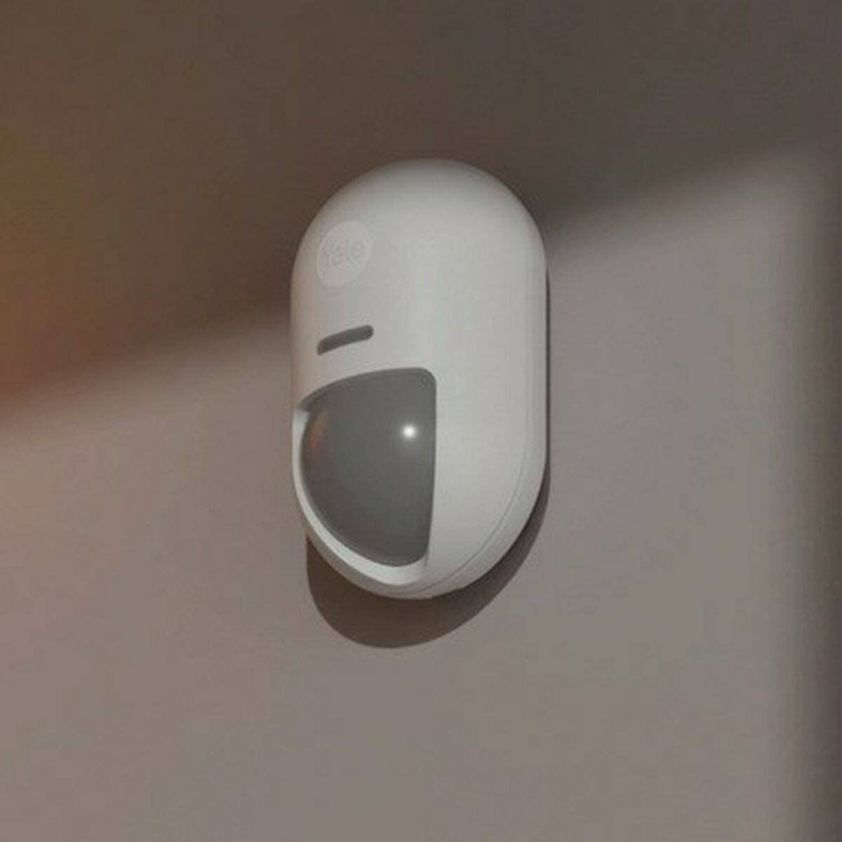 Sensor Inteligente de Puertas y Ventanas Yale AL-PIR-1A-W