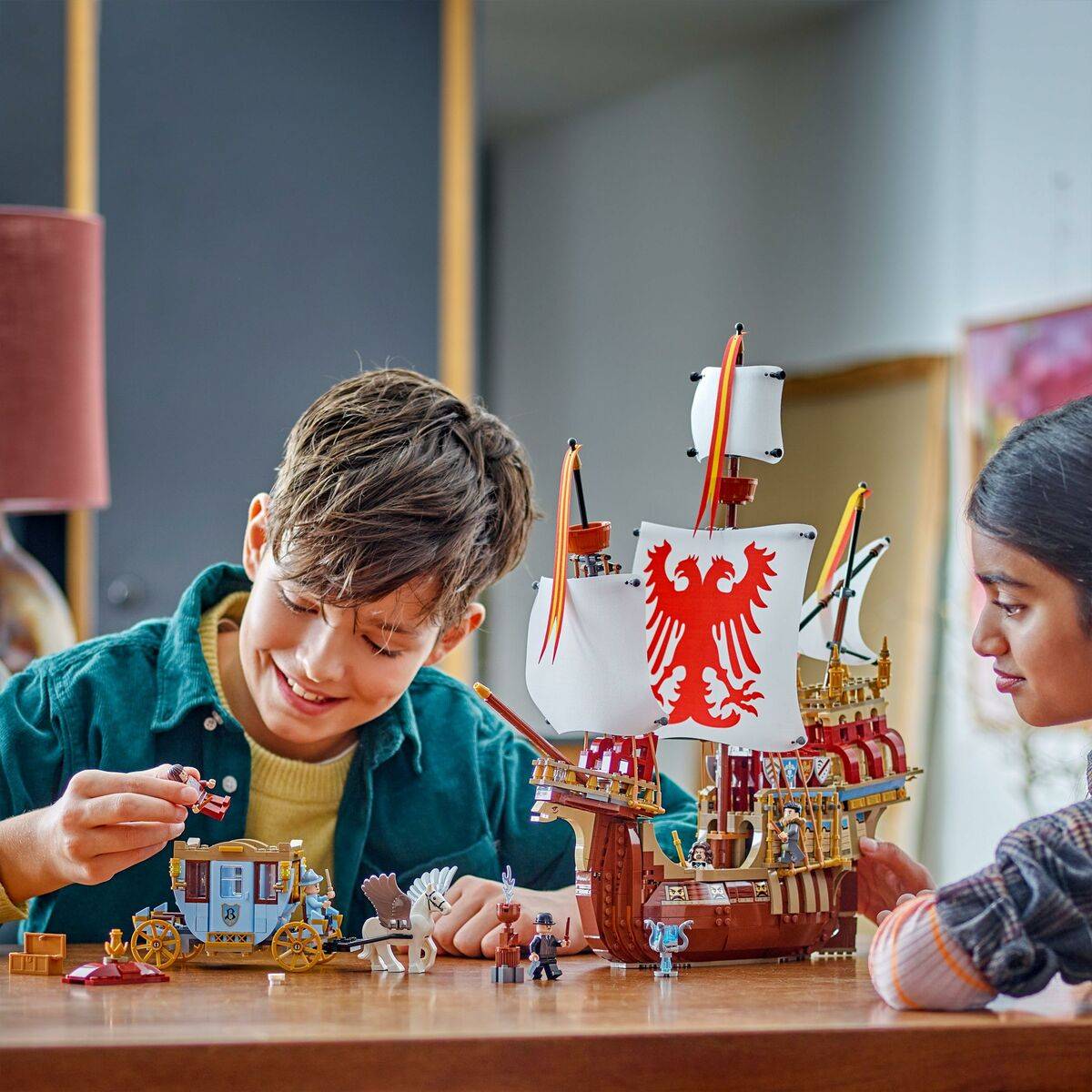Juego de Construcción Lego HARRY POTTER 76440 TriWizard Tournament: The Arrival 1229 Piezas
