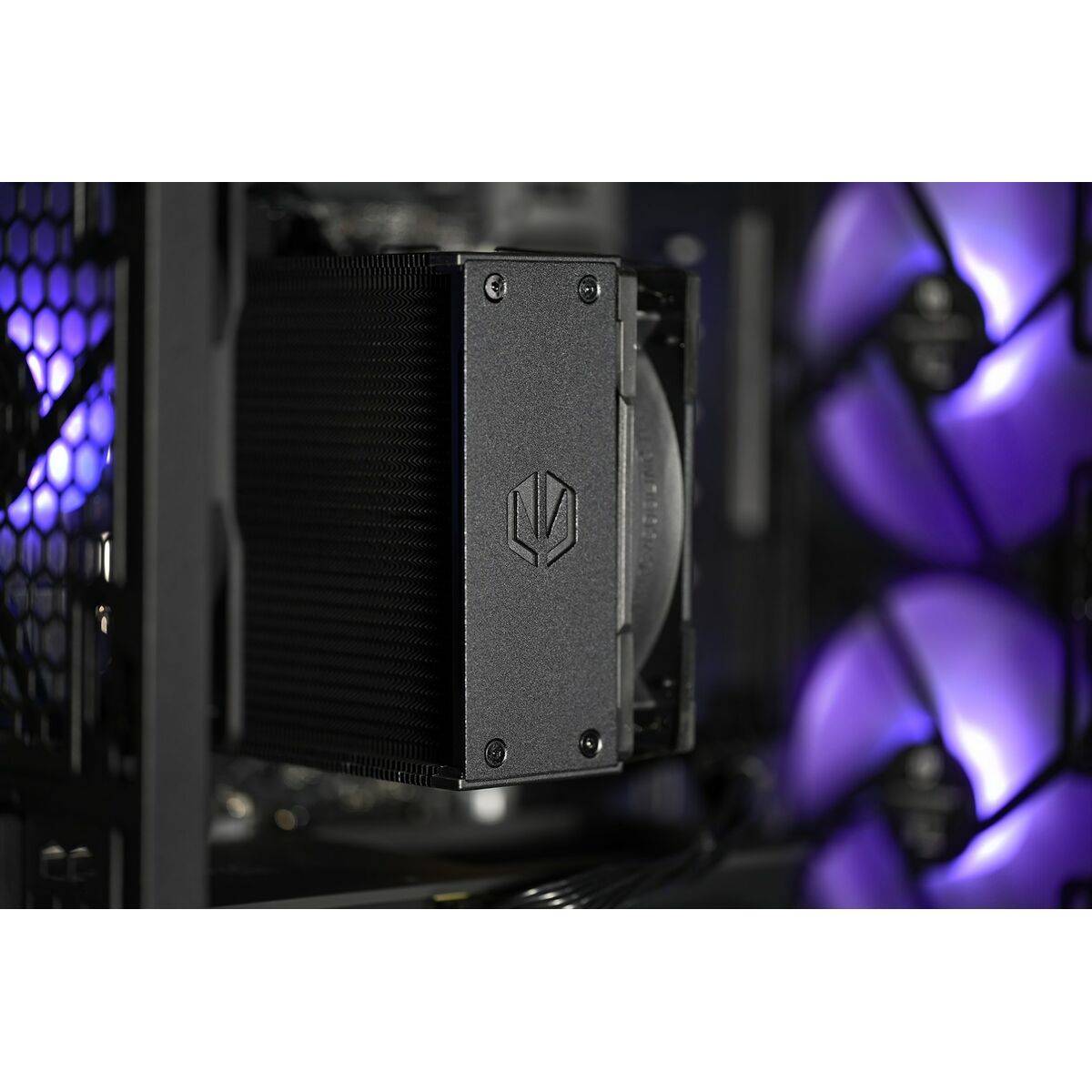 PC de Sobremesa Actina KOMACNGIP0236 AMD RYZEN™ 5 7500F 32 GB RAM 2 TB SSD