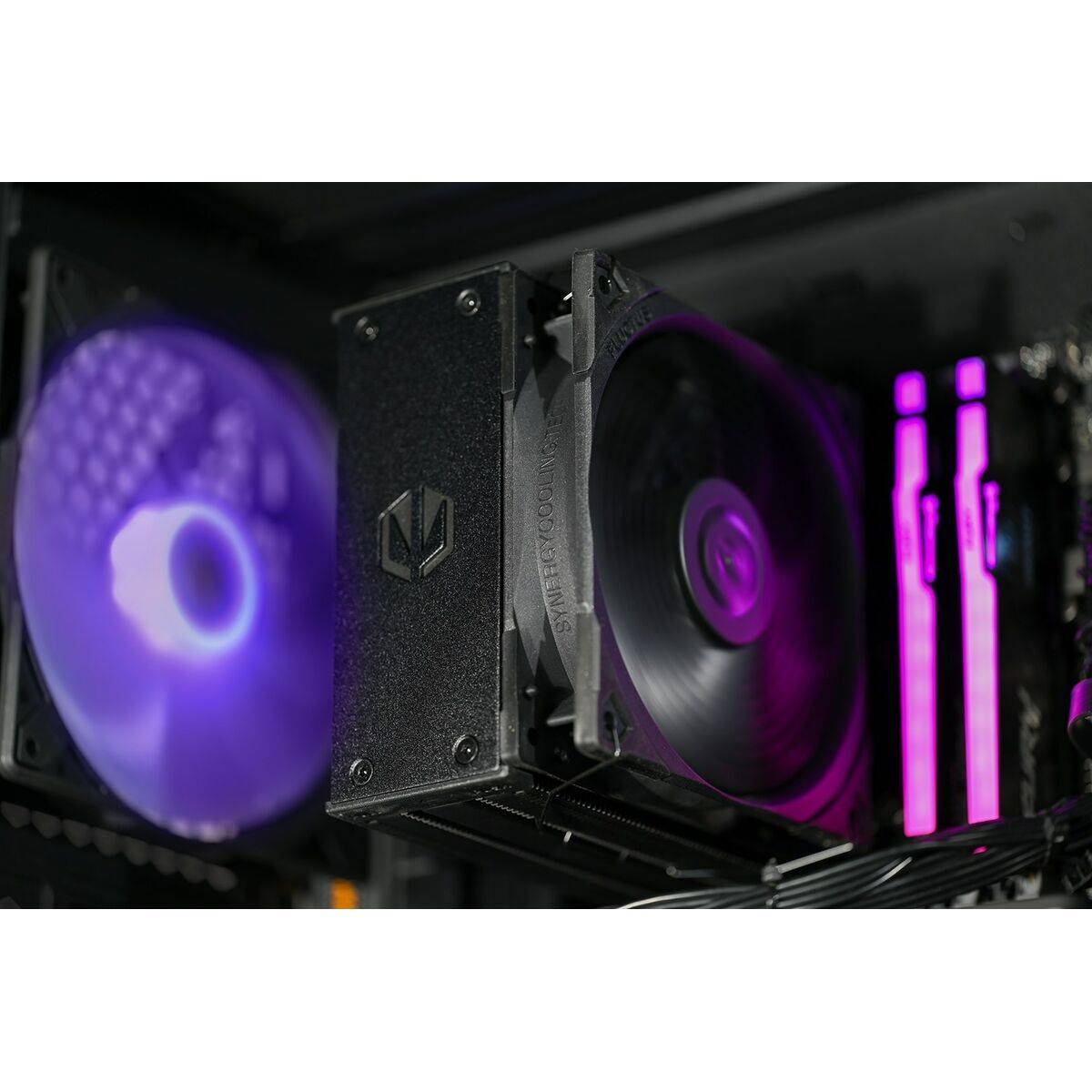 PC de Sobremesa Actina KOMACNGIP0248 AMD Ryzen 7 7700 32 GB RAM 2 TB SSD