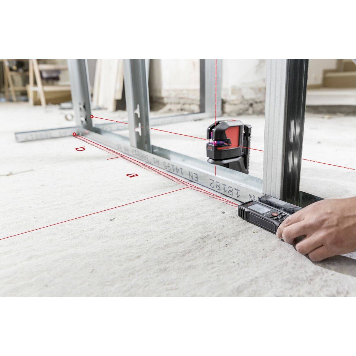 Nivel láser de líneas Leica Geosystems L2P5