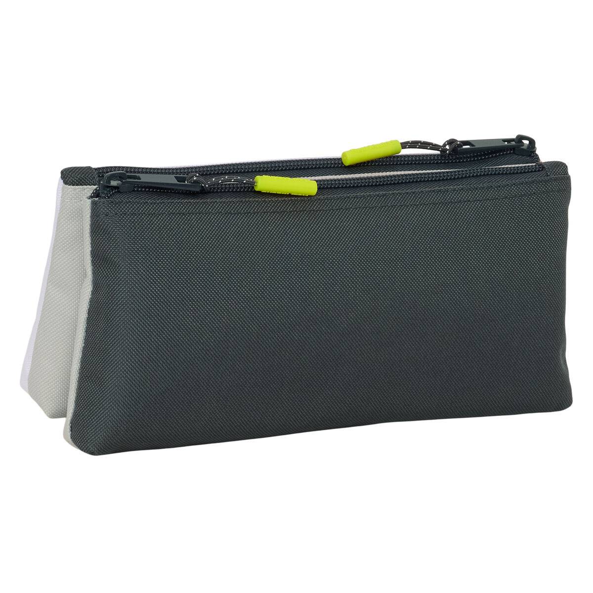 Neceser de Viaje Real Madrid C.F. Blanco Deportivo 22 x 10 x 8 cm