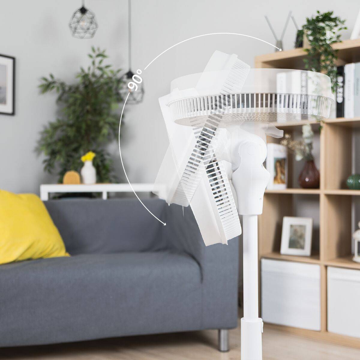 Ventilador de Pie UFESA 84406249 24 W