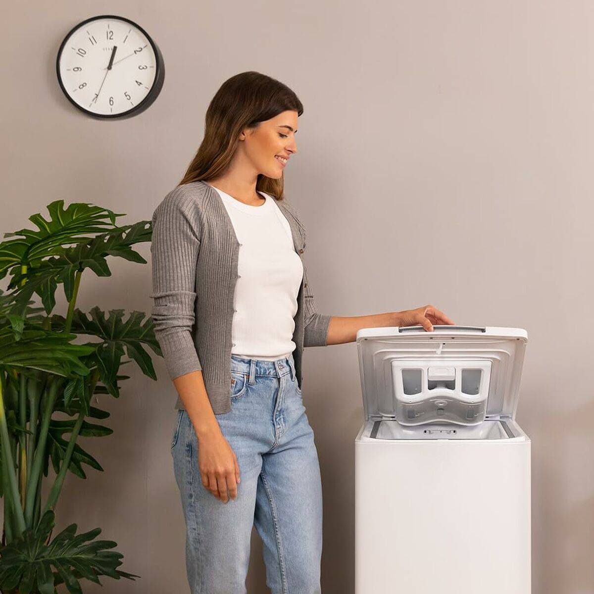Lavadora Cecotec Bolero DressCode Top Max 80 Inverter A 1300 rpm 8 kg