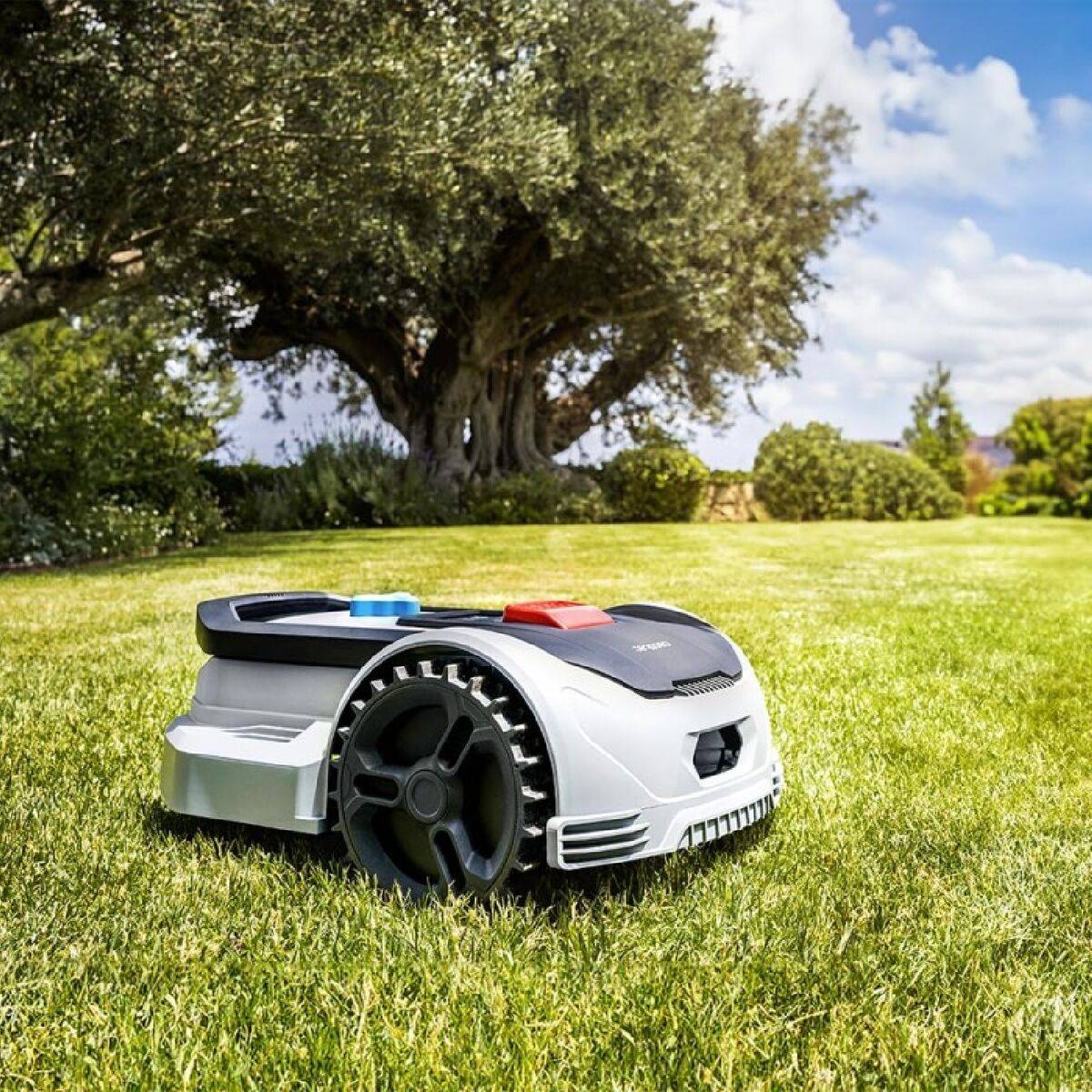 Robot cortacésped Cecotec GrassHopper 500 Connected 500 M²