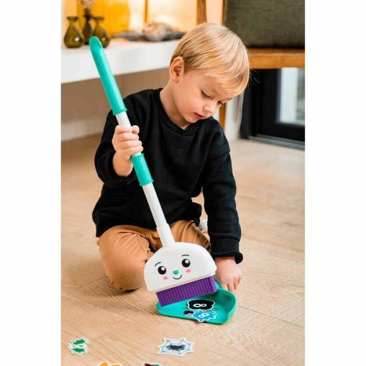 Electrodoméstico de Juguete InfiniFUN Lulu the Funny Broom