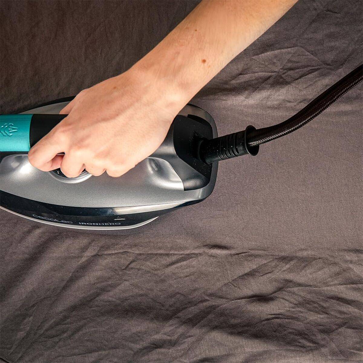 Cecotec Centro de Planchado IronHero H-2800 2800W 6 BAR 1,5L Cerámica Autoapagado