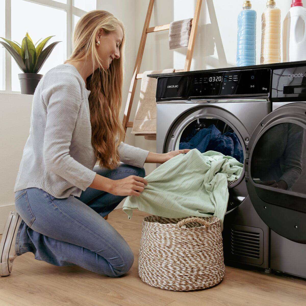 Secadora con bomba de calor Cecotec DressCode Dry 9400 9 kg