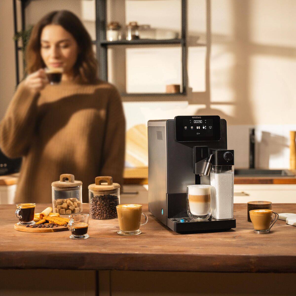 Cecotec Cafetera Superautomática Cremmaet Latte 19 bar, 1300W, inox, pantalla táctil