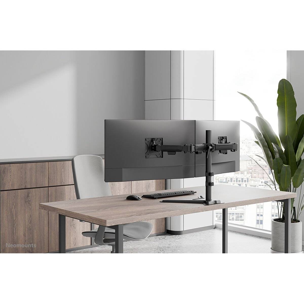 Soporte de Mesa para Pantalla Neomounts DS45-600BL2 10" 32" 3
