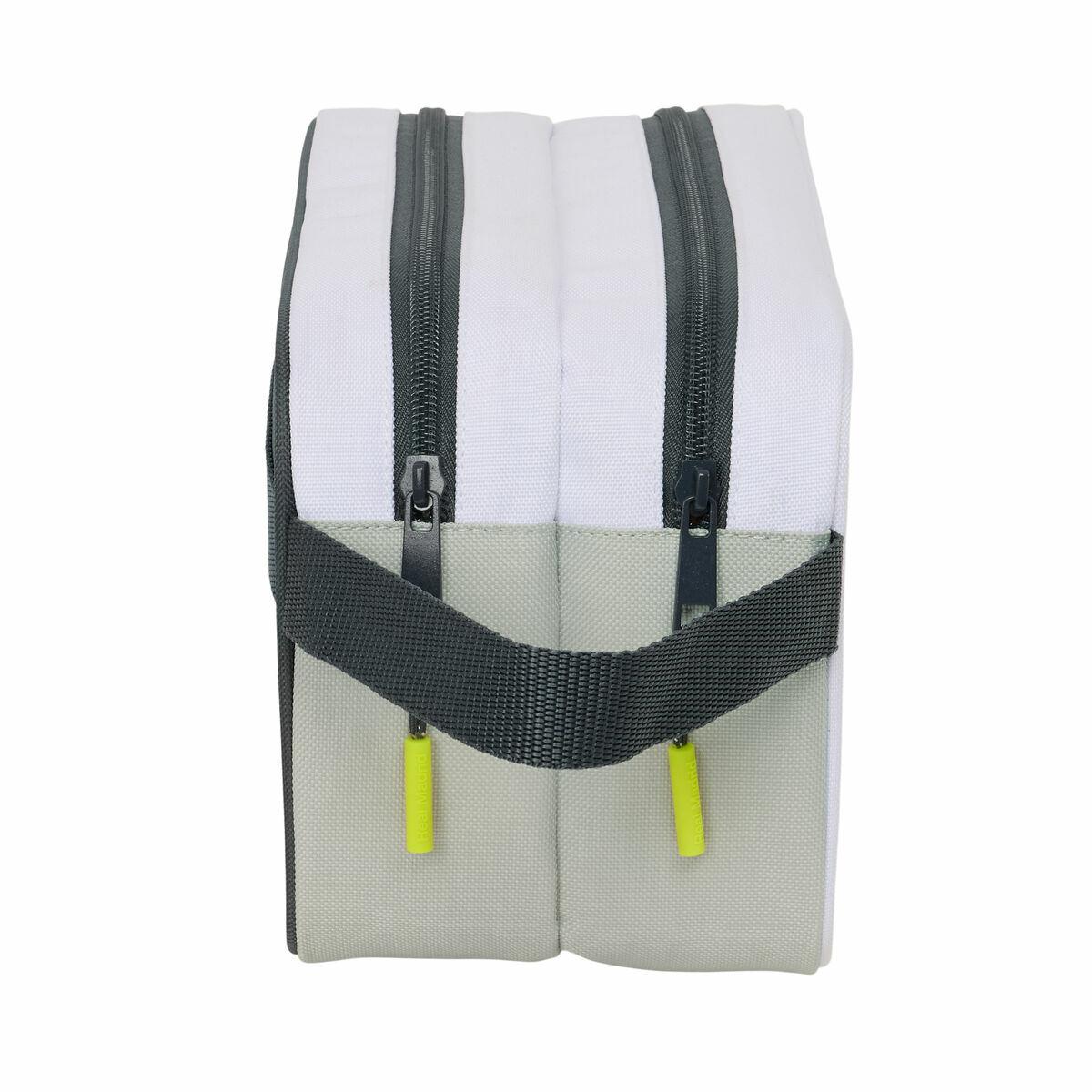 Neceser de Viaje Real Madrid C.F. Blanco Deportivo 26 x 15 x 12.5 cm