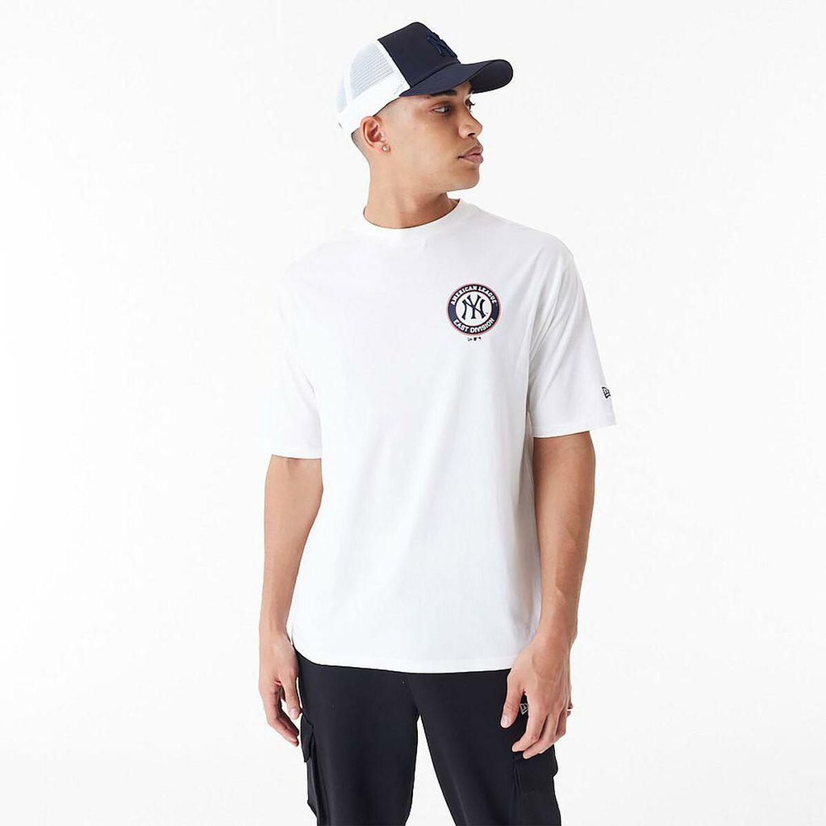 Camiseta Deportiva de Manga Corta New Era MLB PLAYER GRPHC OS TEE NEYYAN 60435538 Blanco