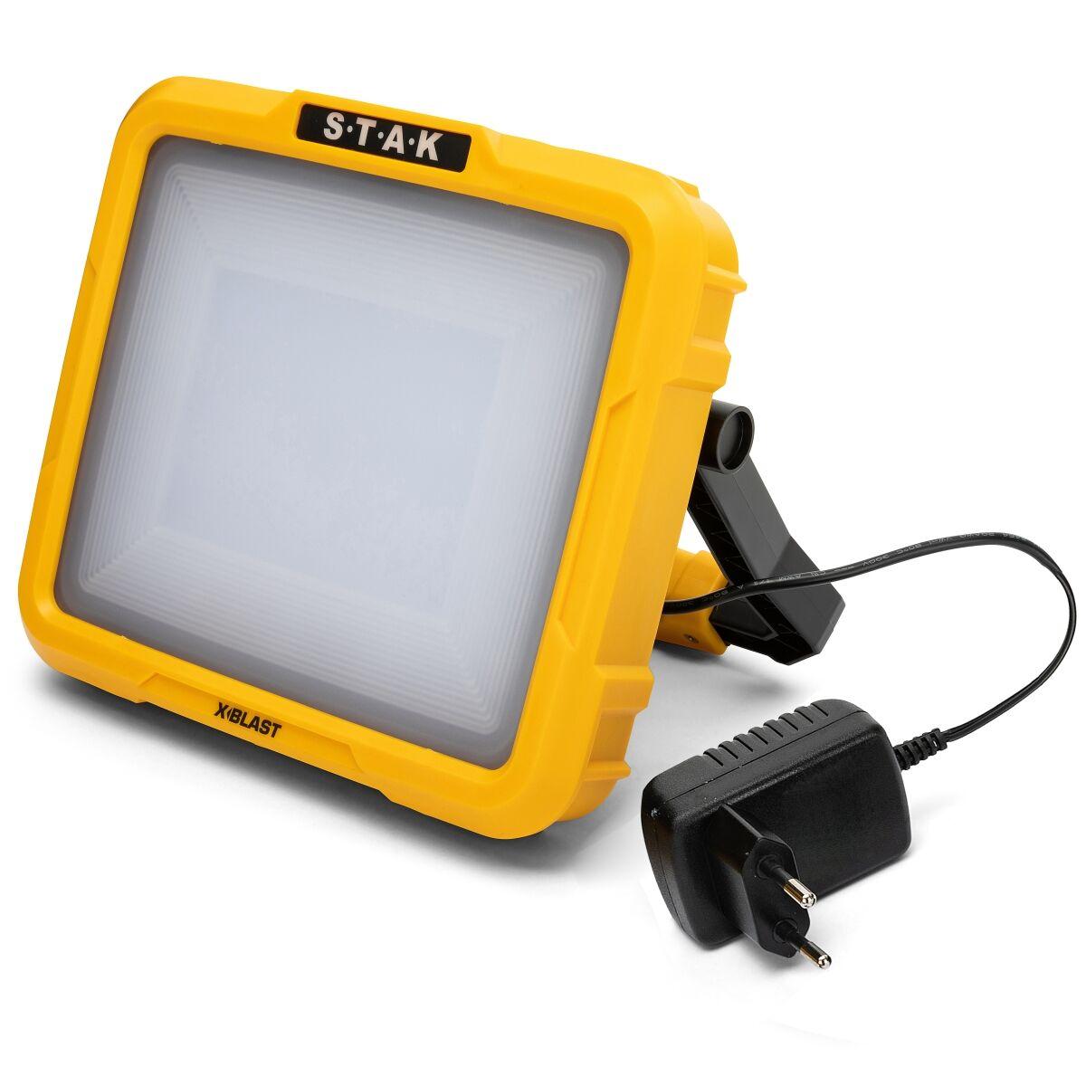 Foco LED Stak 30 W 6500 K 2400 Lm