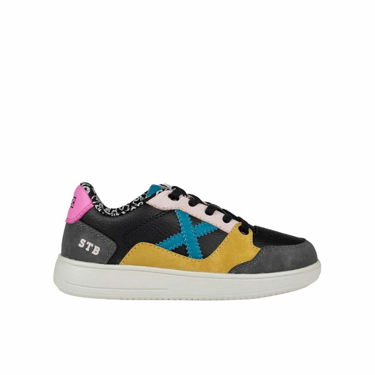 Zapatillas Casual Niño Munich Legit Kid 08