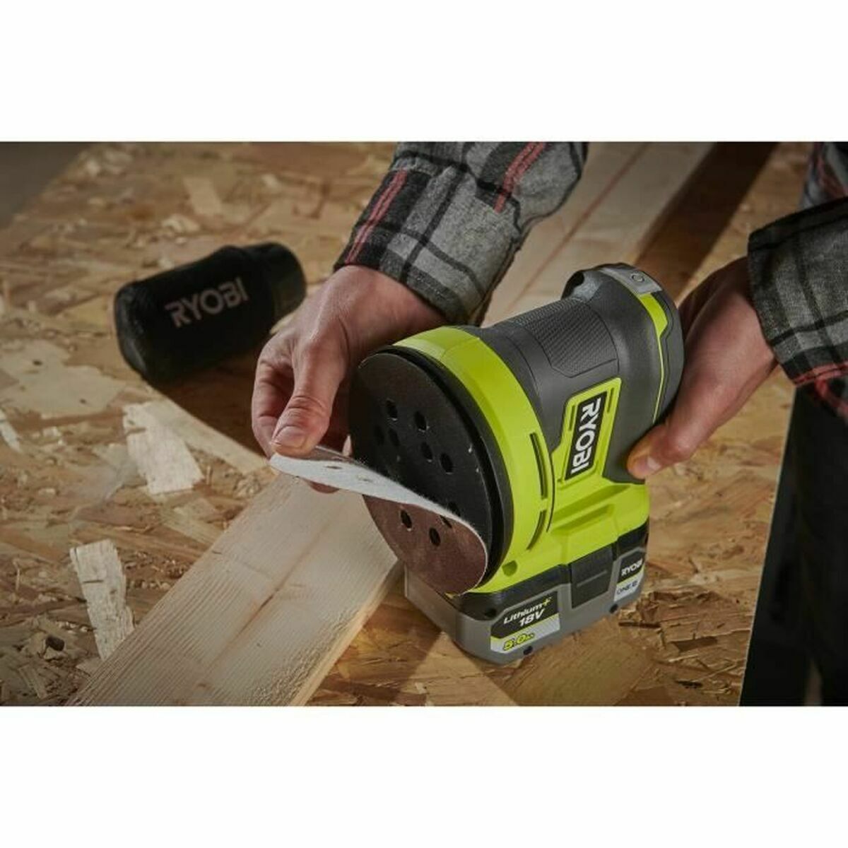 Lijadora excéntrica Ryobi 5133005393 18 V