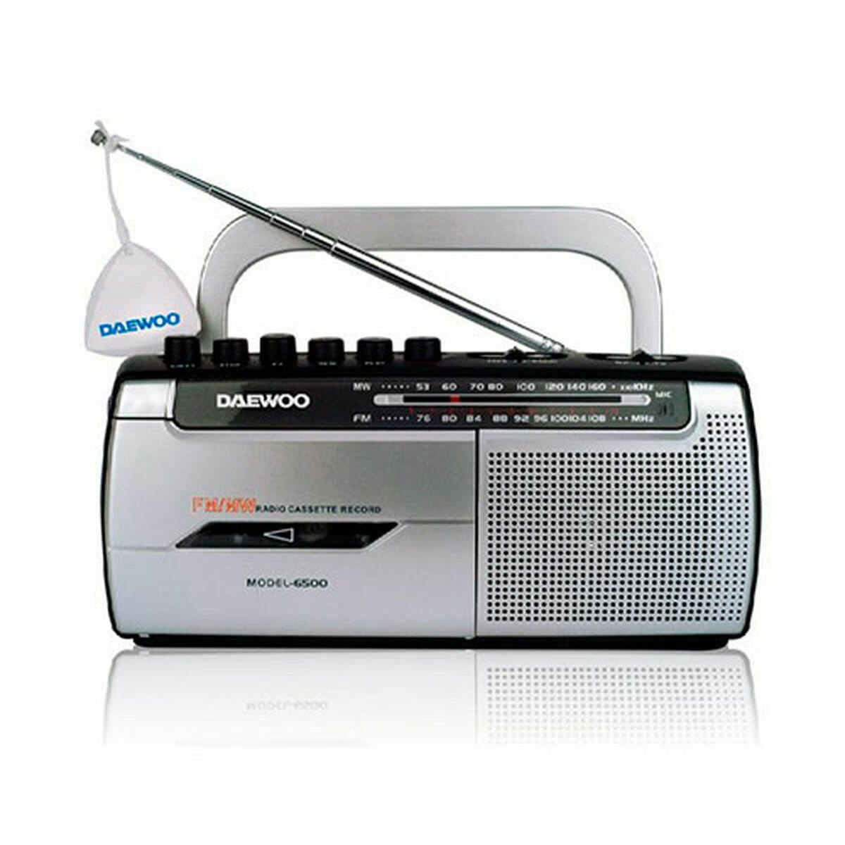 Radio Cassette Daewoo DW1107